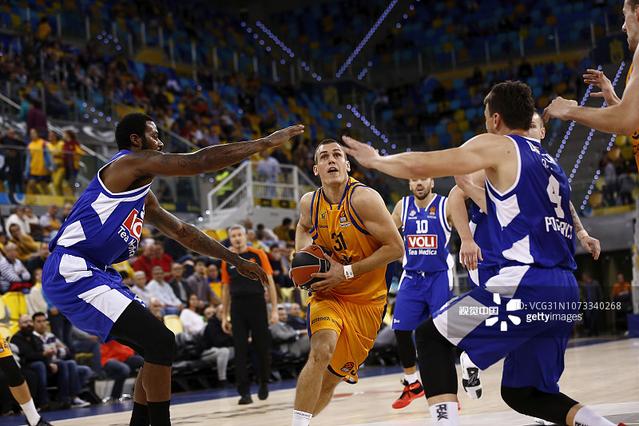 斯洛特还能坚持多久？红军上一次12场输9场还是72年前（红军近12战9负创72年最差，斯洛特还能撑多久？）