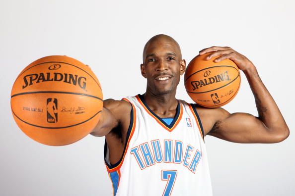 媒体人：13名球员出征韩国，张宁等五名集训球员已解散各自回队（媒体人称：13人赴韩，张宁等5名集训球员已离队回各队）