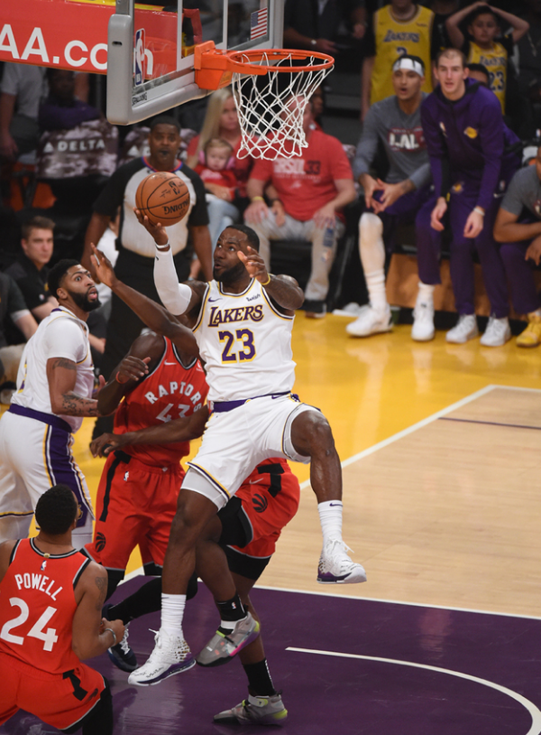 《转会市场》通过球迷投票评选出来的2025年最佳...（球迷票选出炉：《转会市场》揭晓2025年度最佳）