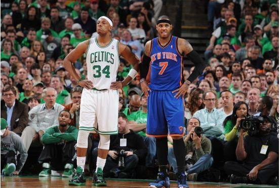 半场伤退！东契奇：对里夫斯表达了鼓励 我之前也受过小腿伤（半场因伤离场，东契奇鼓励里夫斯：我也经历过小腿伤）