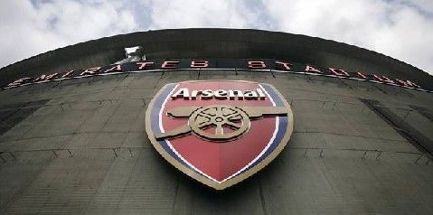 17岁273天联赛单场传射，拜仁小将卡尔超越同期姆巴佩和亚马尔（17岁273天完成联赛传射，拜仁新星卡尔压过同时期姆巴佩、亚马尔）