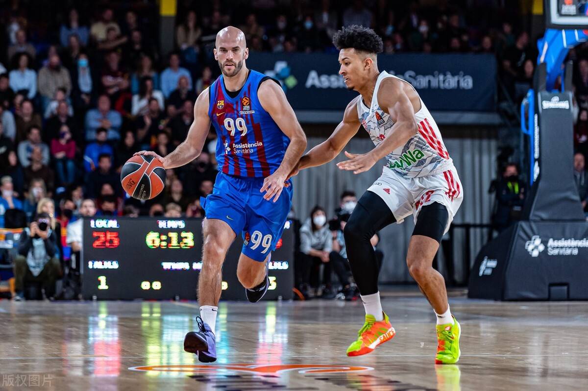 NBA战报：布克25分，古德温罚球准绝杀，太阳99-98勇士（太阳99-98险胜勇士：布克砍下25分，古德温罚球准绝杀）