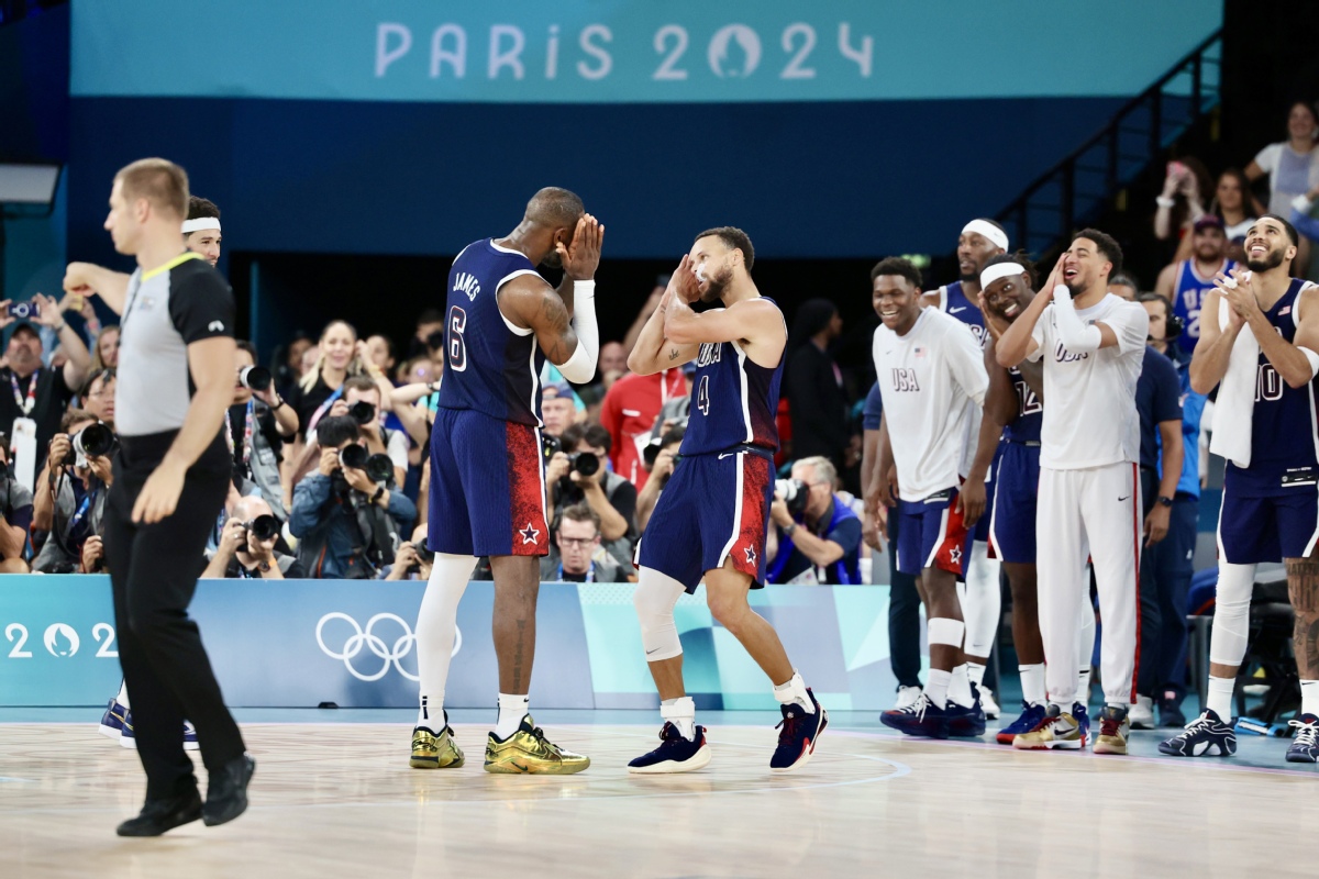 前裁判：查洛巴那下是否判点，完全取决于裁判主观判断（前裁判：查洛巴那球判不判点，全看裁判主观裁量）