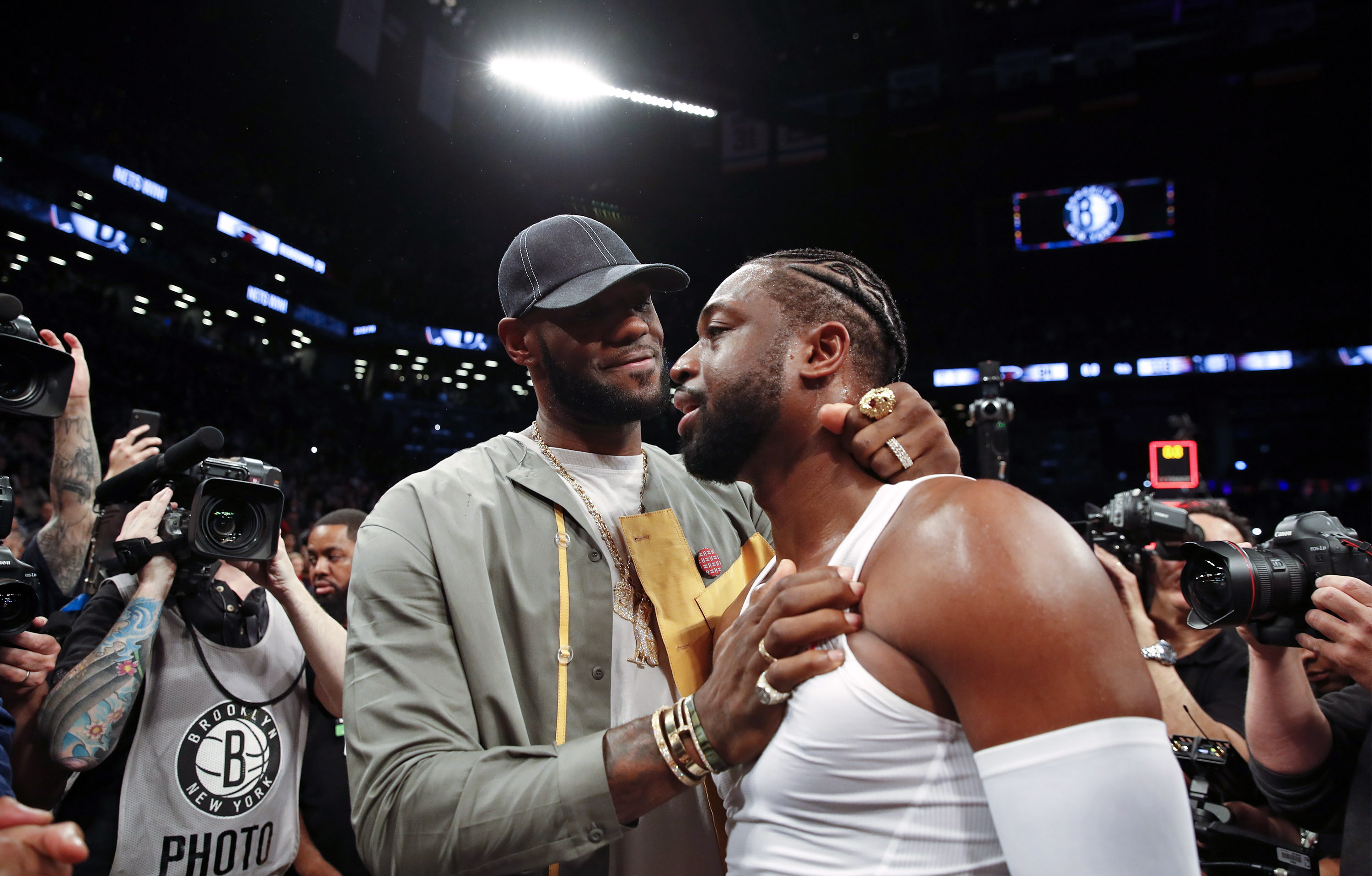 一段佳话！阿迪达斯同时签约魔术瓦格纳兄弟（兄弟同签！阿迪达斯携手魔术队瓦格纳兄弟）