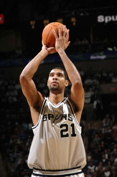 文图拉：执教意大利时媒体充满了敌意；现代足球充斥着表演（文图拉：执教意大利期间饱受媒体敌意，现代足球处处皆表演）