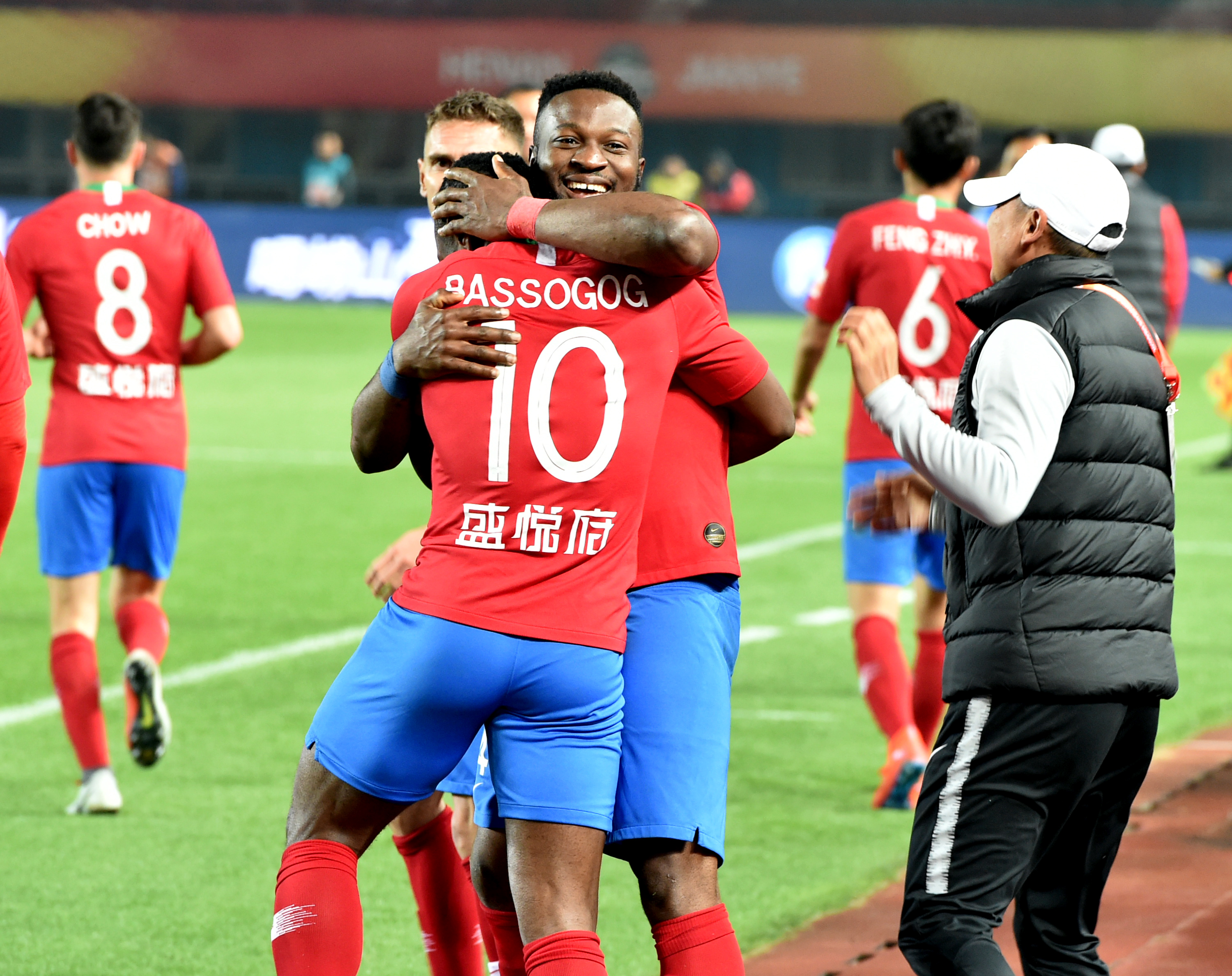 尤文跟队：鲁加尼目标下周欧冠复出，布雷默可能12月下旬回归（尤文伤情更新：鲁加尼力争下周欧冠复出，布雷默有望12月下旬回归）